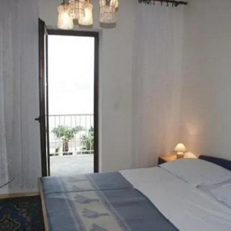 Apartment Studio Crikvenica 8 *